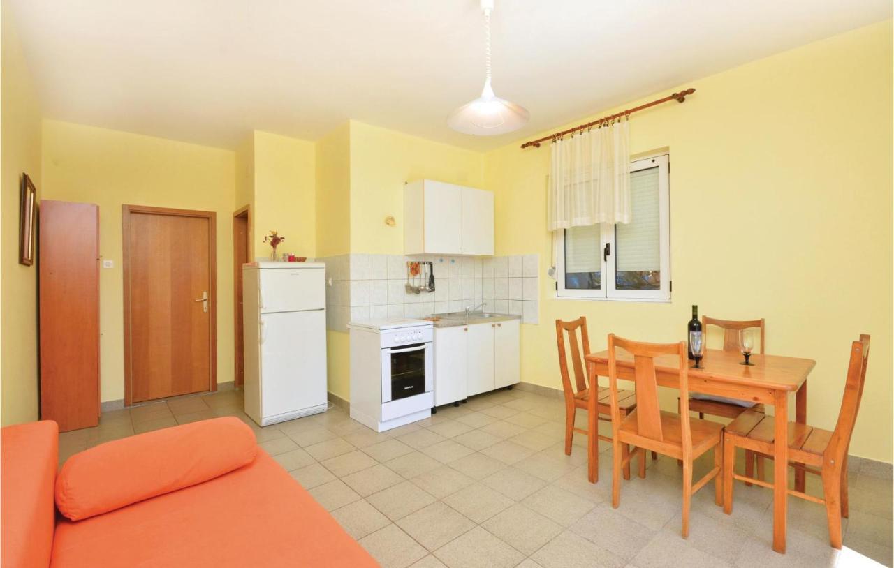 Apartman Cozy In With Wifi Ivan Dolac